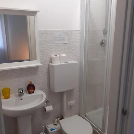 Millenottibologna Guest house *