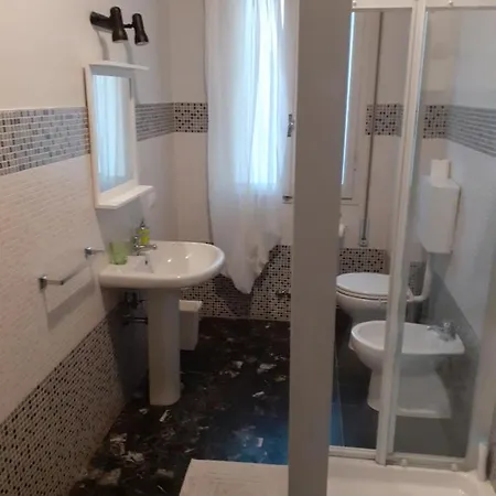 Millenottibologna Guest house *